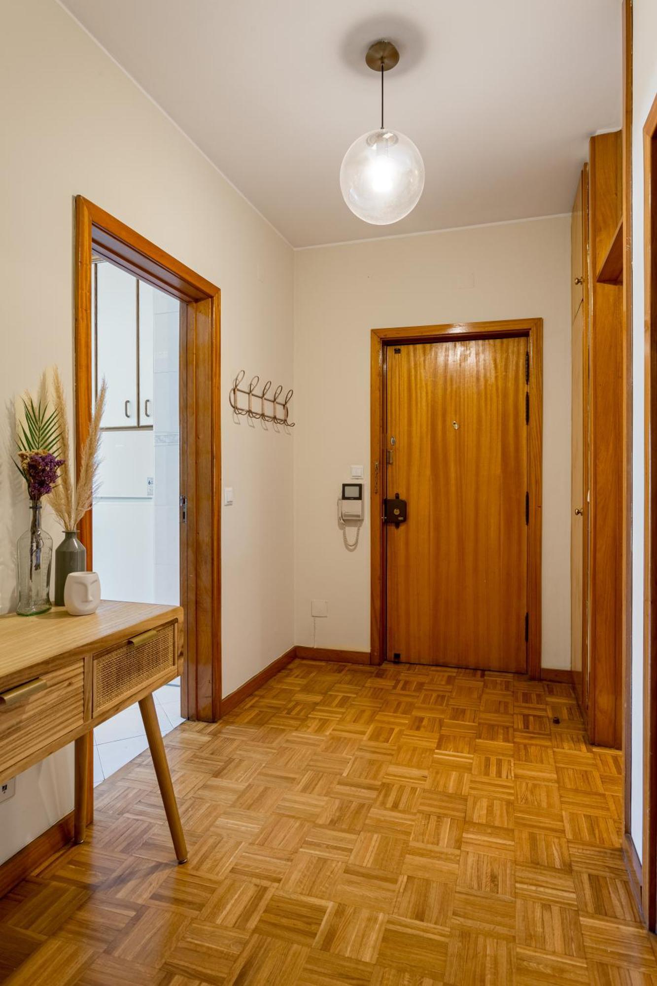 Joivy Stylish City Centre Flat With Parking Maía Exteriér fotografie