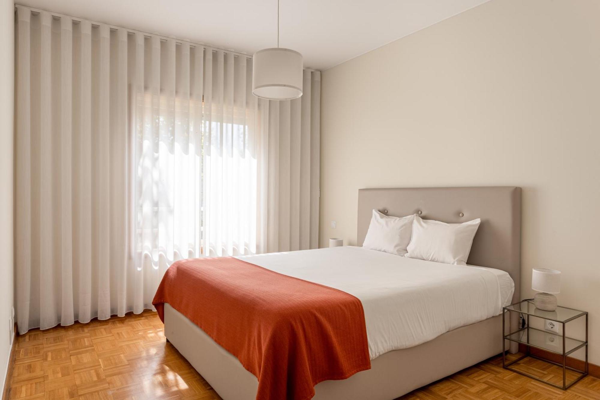 Joivy Stylish City Centre Flat With Parking Maía Exteriér fotografie