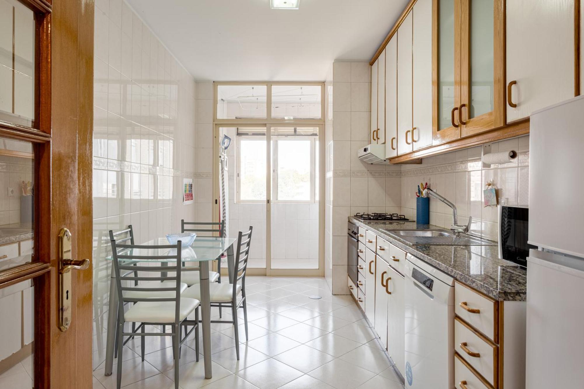 Joivy Stylish City Centre Flat With Parking Maía Exteriér fotografie